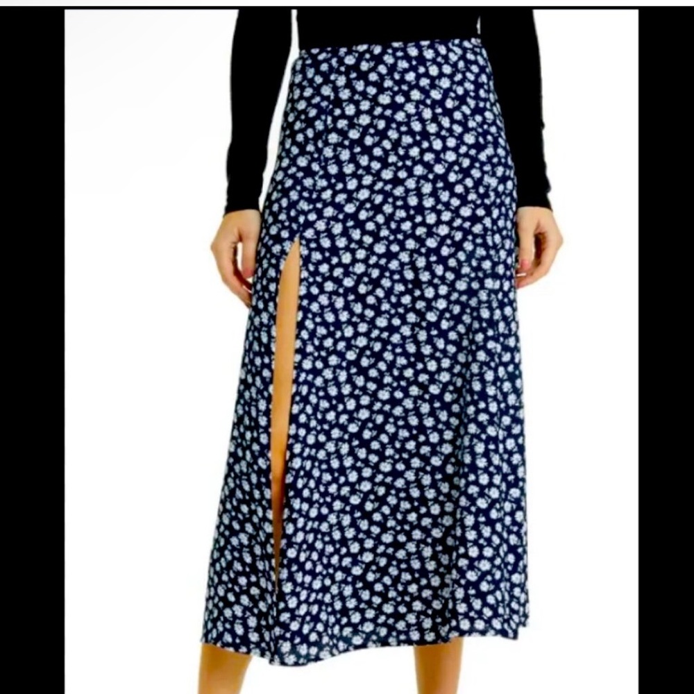 Reformation Midi Wrap Skirt Sz 2 Perfect Condition Worn Once